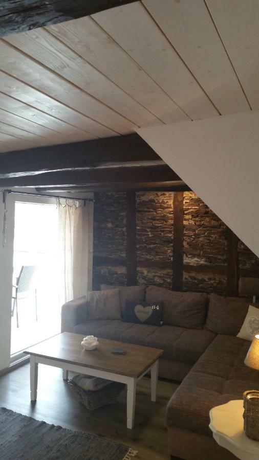 Ferienwohnung-Hallebach Zell an der Mosel Exteriör bild